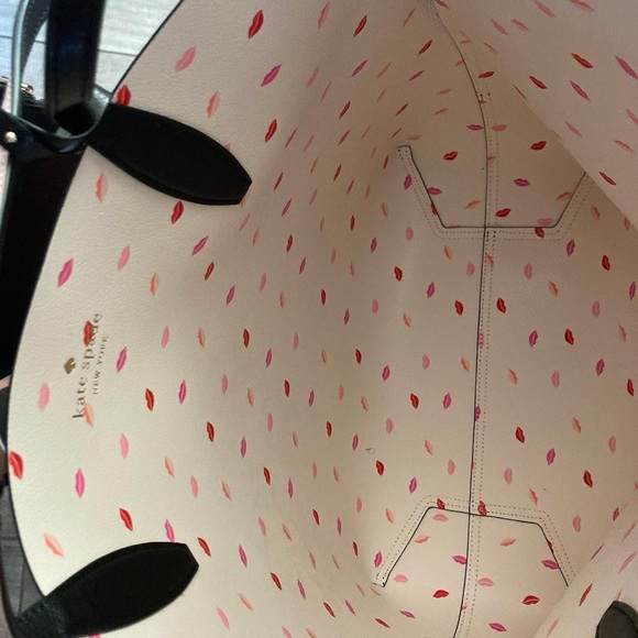 NWT Kate Spade x Minnie Mouse Tote - Picture 5 of 7